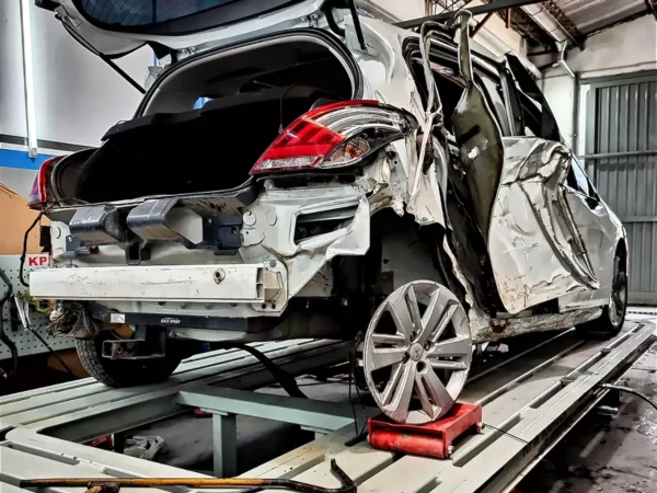 kpm-ranger-img-3 Banco de estirado de chasis para chapista KPM Ranger